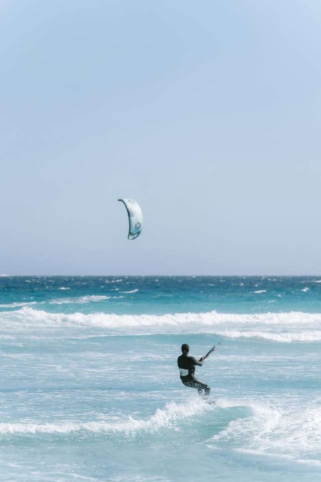 Kitesurf rental Isuledda beach 4h