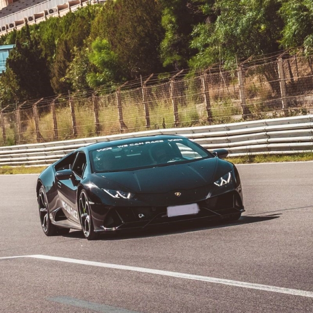 Lamborghini EVO Schwarz 