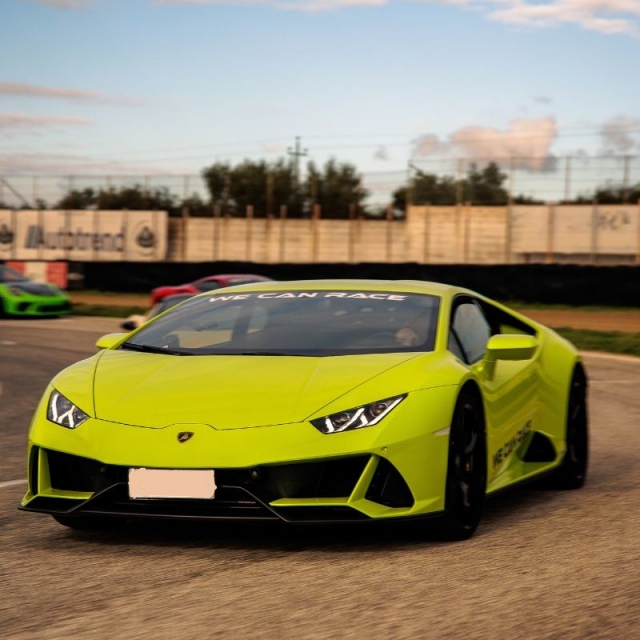  Lamborghini EVO Gelb 