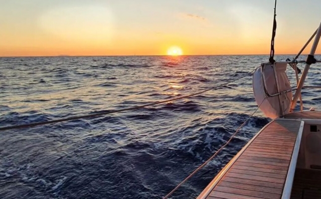  Sonnenuntergang vom Beiboot aus