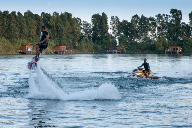  Flyboard 