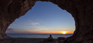 儿童乘船游览 Cala Luna 9 小时