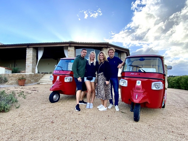  Tuk Tuk 