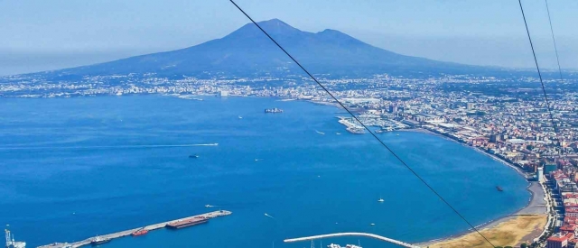  斯塔比亚海堡风筝冲浪 