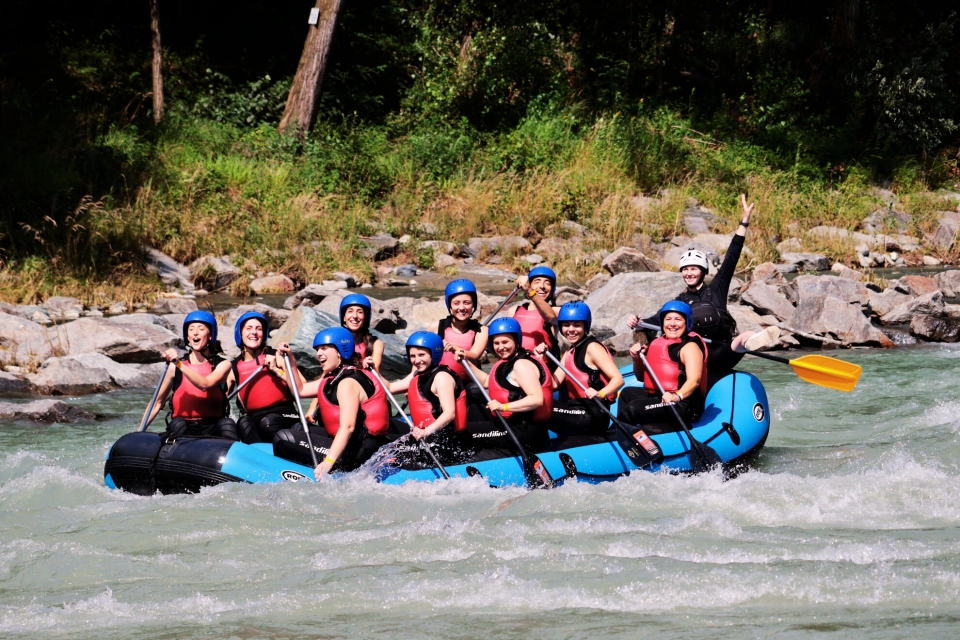  group rafting 