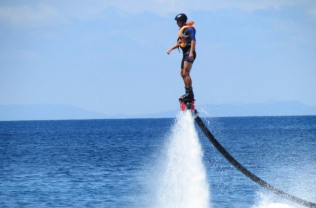  flying on the flyboard 