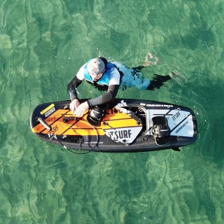 Cours de jet surf privé à Letojanni d'1 heure