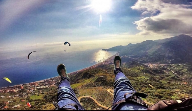 paragliding flight 