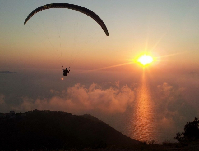  paragliding at sunset 