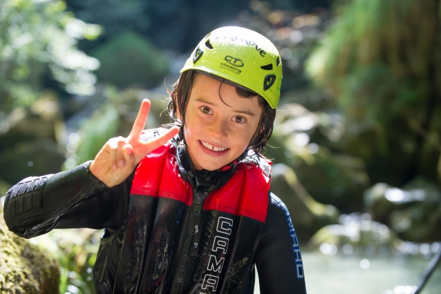  canyoning petites filles 