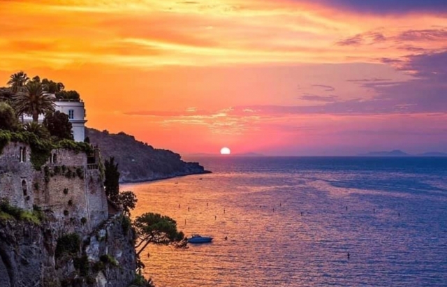  Sonnenuntergang Sorrento-Halbinsel 