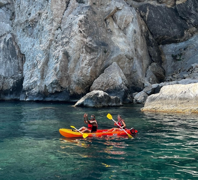 Sopra l'acqua cristallina