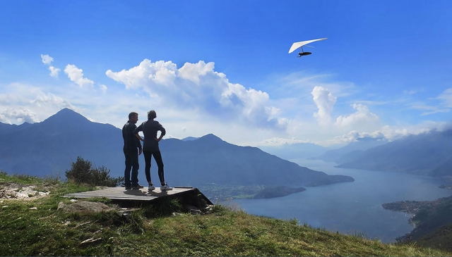 volare sul lago di como