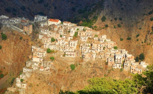 鬼村 