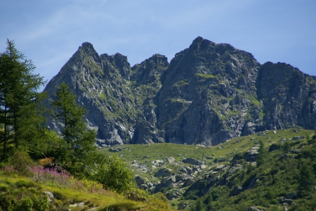 索阿纳山谷 