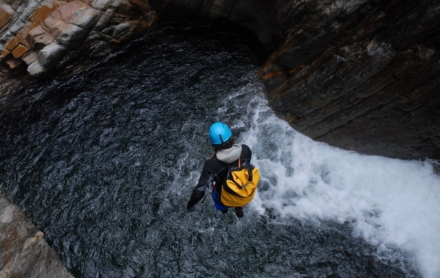  jumping into the water 