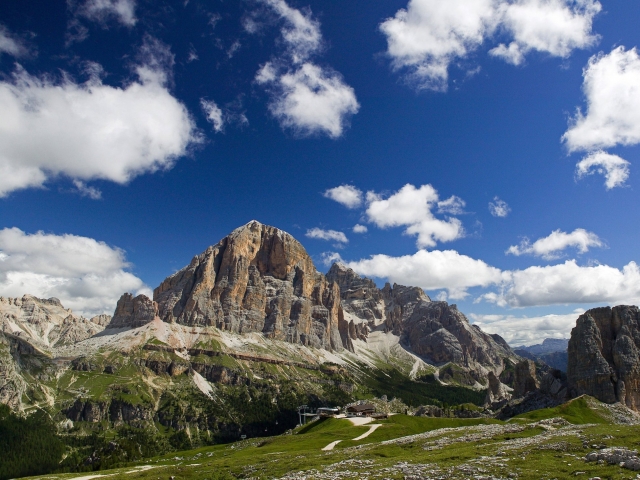  Dolomites 