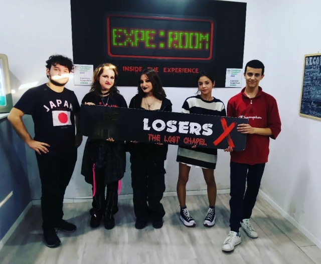  Venha e experimente nossa sala de escape de terror