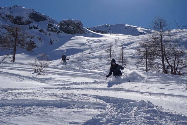 learn all the techniques and strategies of ski mountaineering 