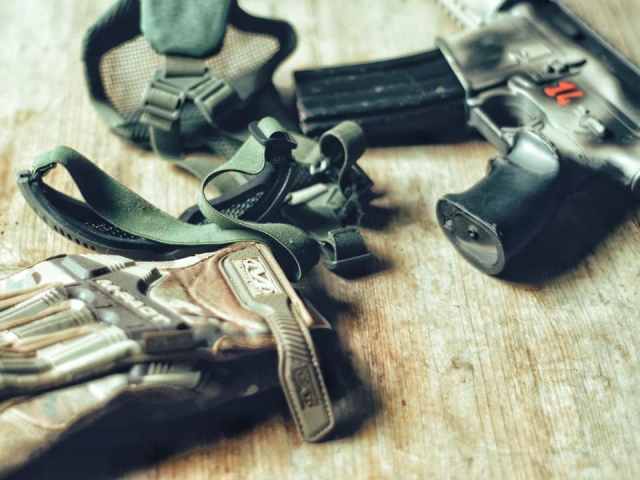  airsoft equipment 