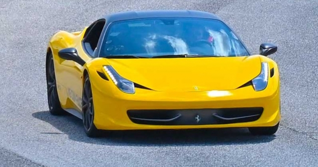  2-ferrari-458-racalmuto-agrigento-1-1682073147 (1) (1)