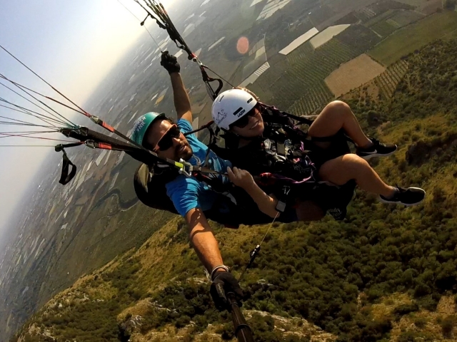  Paragliding flight near Rome 