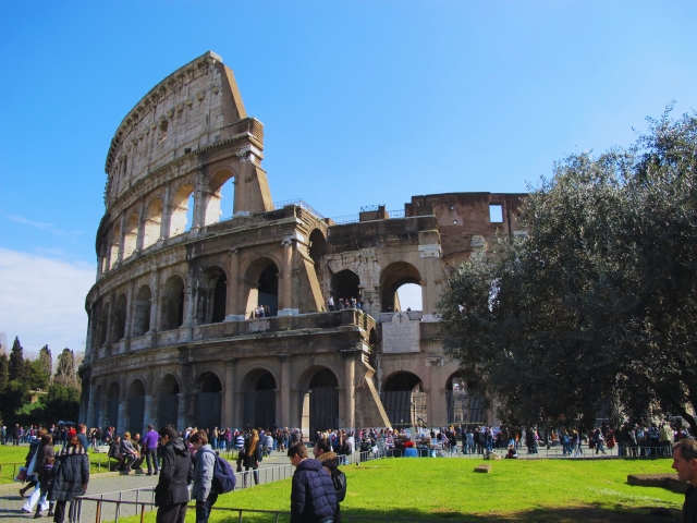  Colosseum 