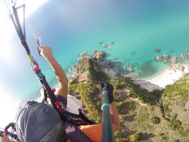  Paragliding on the Calabrian coast 