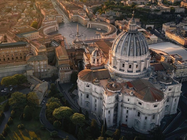  Vatican City 