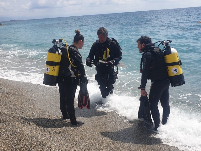  Ready to dive in Albenga 