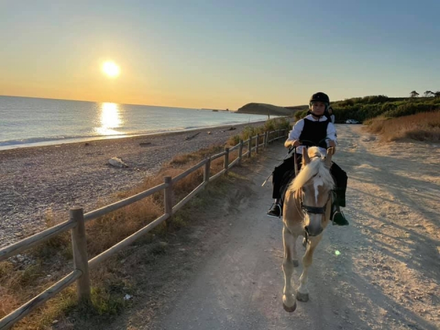  Paseo a caballo por la playa de Vasto 