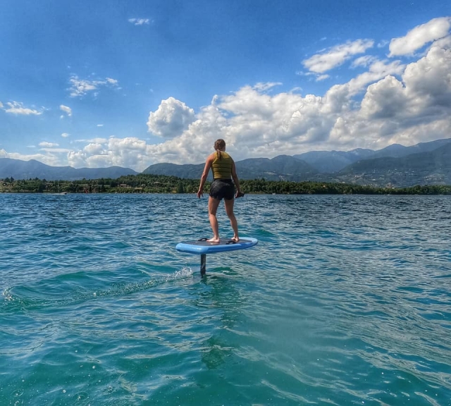 Fun with efoil on Lake Garda 