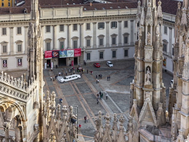  Admirar la ciudad milanesa desde arriba 