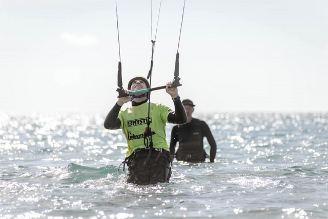  Apprentissage de la technique du kitesurf en Sardaigne 