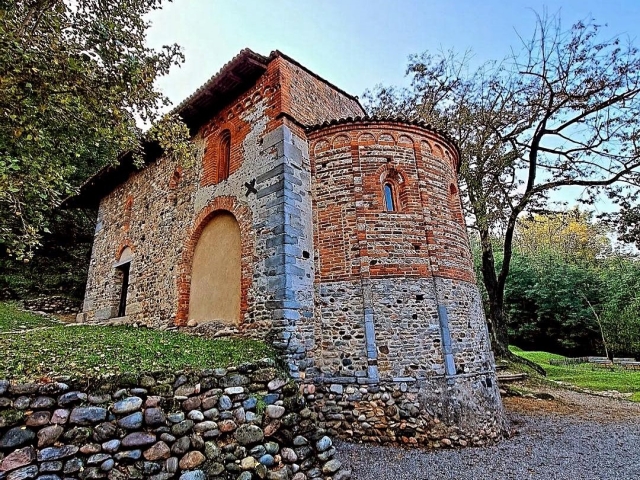  Lombard complex in Varese 