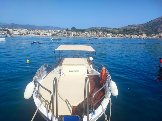  Barco Poseidón 