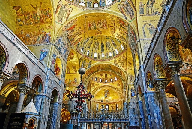  Interior San Marco 