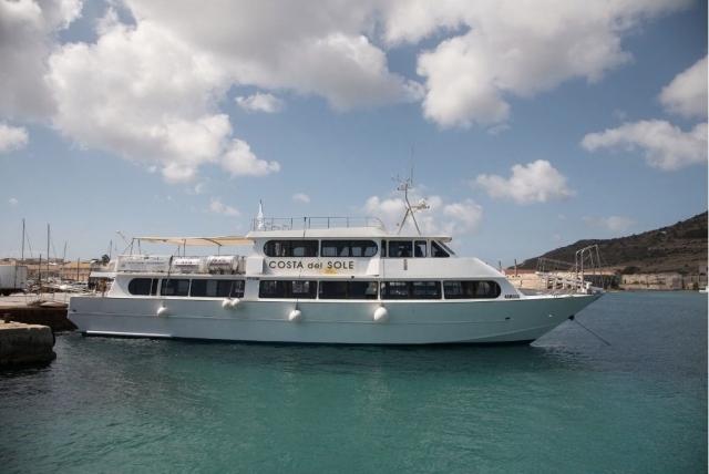 Bootsfahrt zu den Inseln 