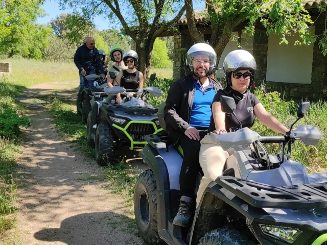Escursione in quad biposto al Nuraghe Piscu, 4h