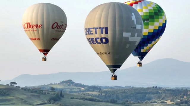 Voo em grupo em Mongolfiera, no lago Garda, 1H