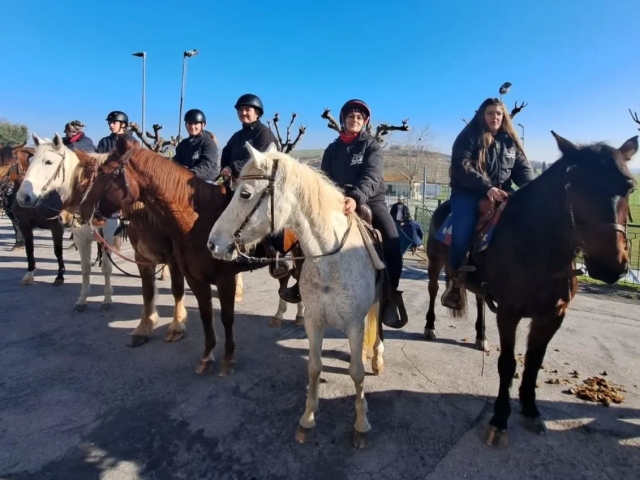 Esplorare Narni a cavallo