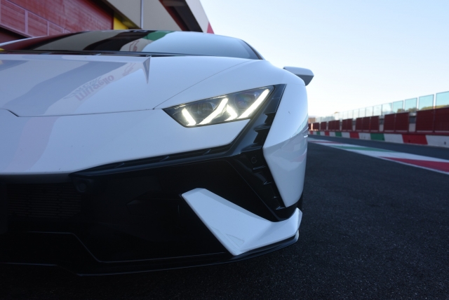 2 tours du circuit d'Imola avec Lamborghini EVO