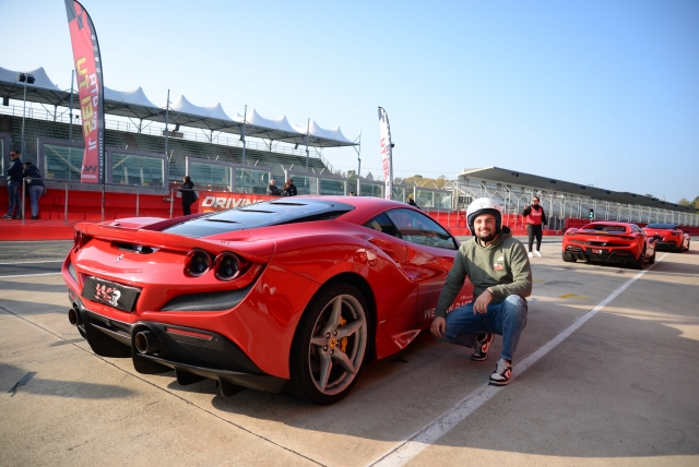 2 Runden im Ferrari 458 im Autodromo Pista Salentina