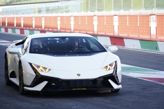 2 voltas Lamborghini EVO Autódromo Pista Salentina