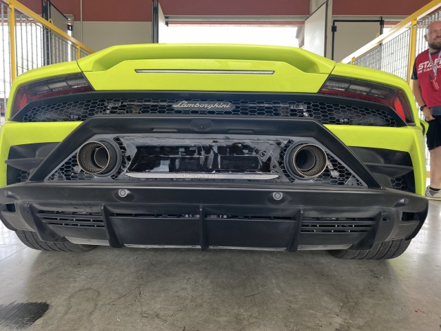 1 giro in Lamborghini EVO