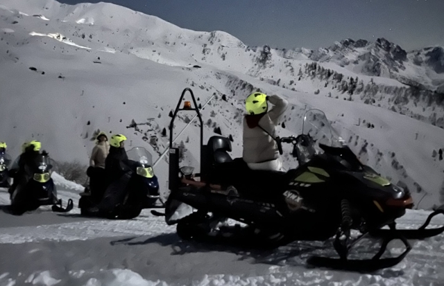 Night snowmobile tour of the Orobie Alps 3h
