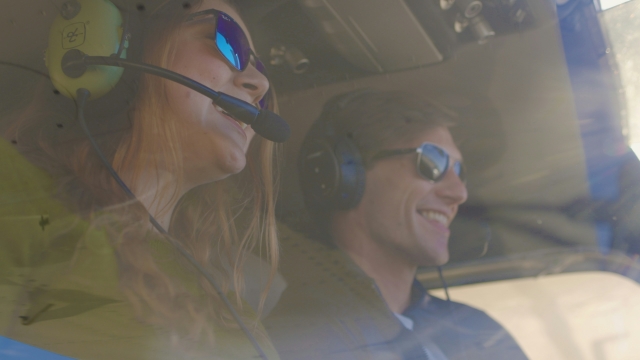  飞行员在飞行中