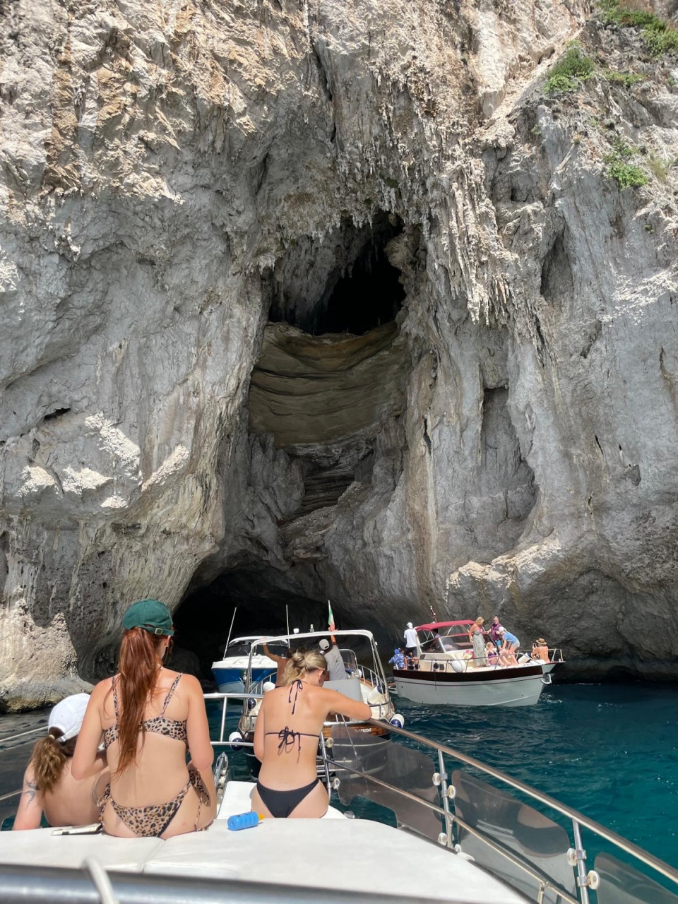 explorer les grottes 