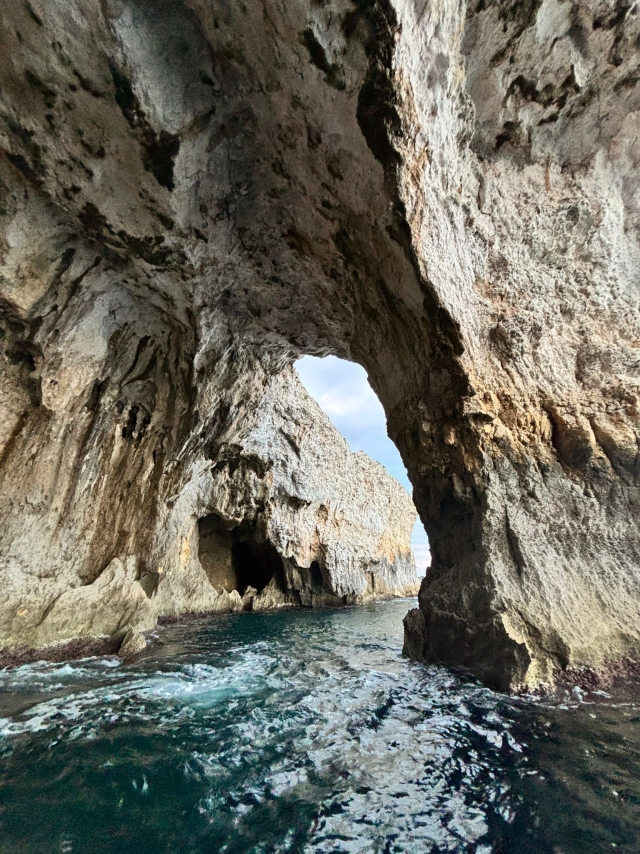 Tour in barca Grotte di Siracusa+aperitivo 4h