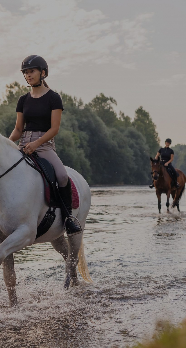 Horseback ride through the Vie Cave 2h30